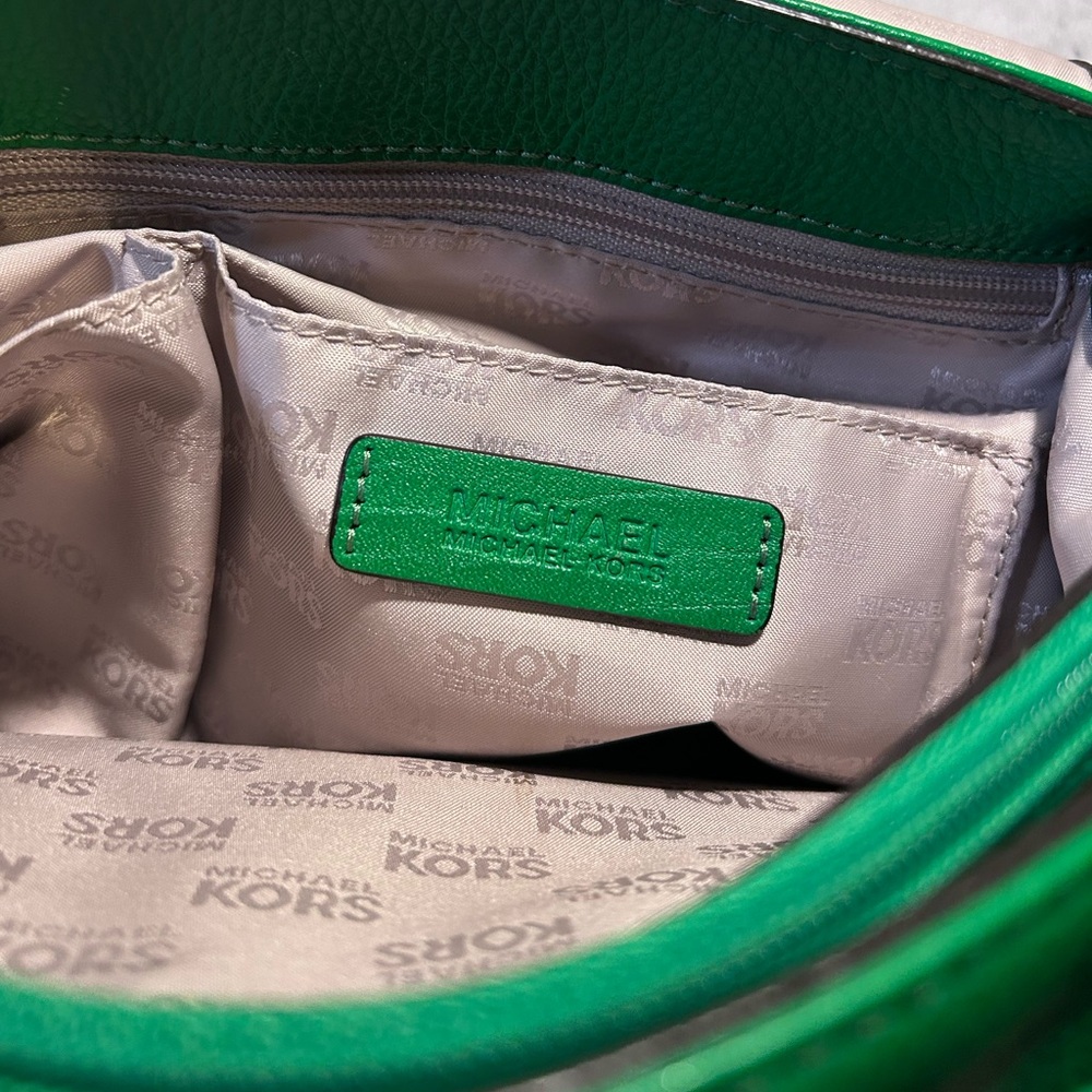 Michael Kors Margo Front Flap Kelly Green Satchel - Picture 12 of 16